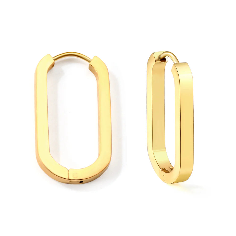 Oval ear buckle