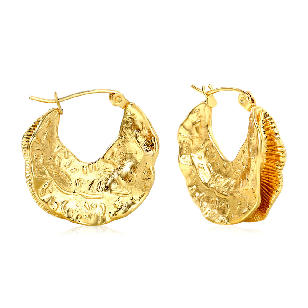 cast maple leaf earrings gold color
